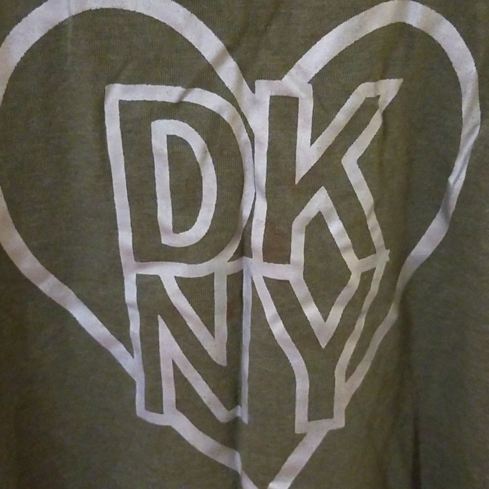 Shirt - Picture 2 of 4